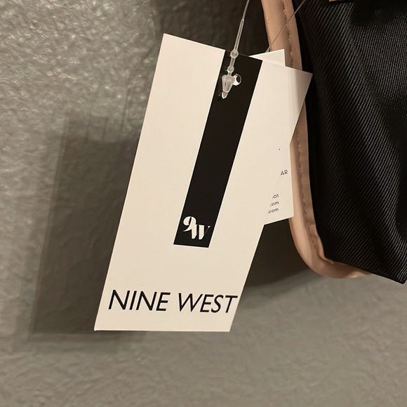 Nine West Hanging Travel Organizer - New with Tags - Picture 7 of 7